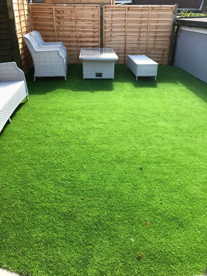 Woodingdean Lodge And Rooms Brighton United Kingdom